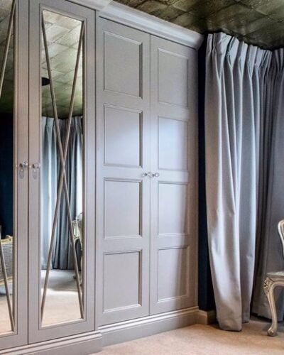 Custom Built-In Wardrobes